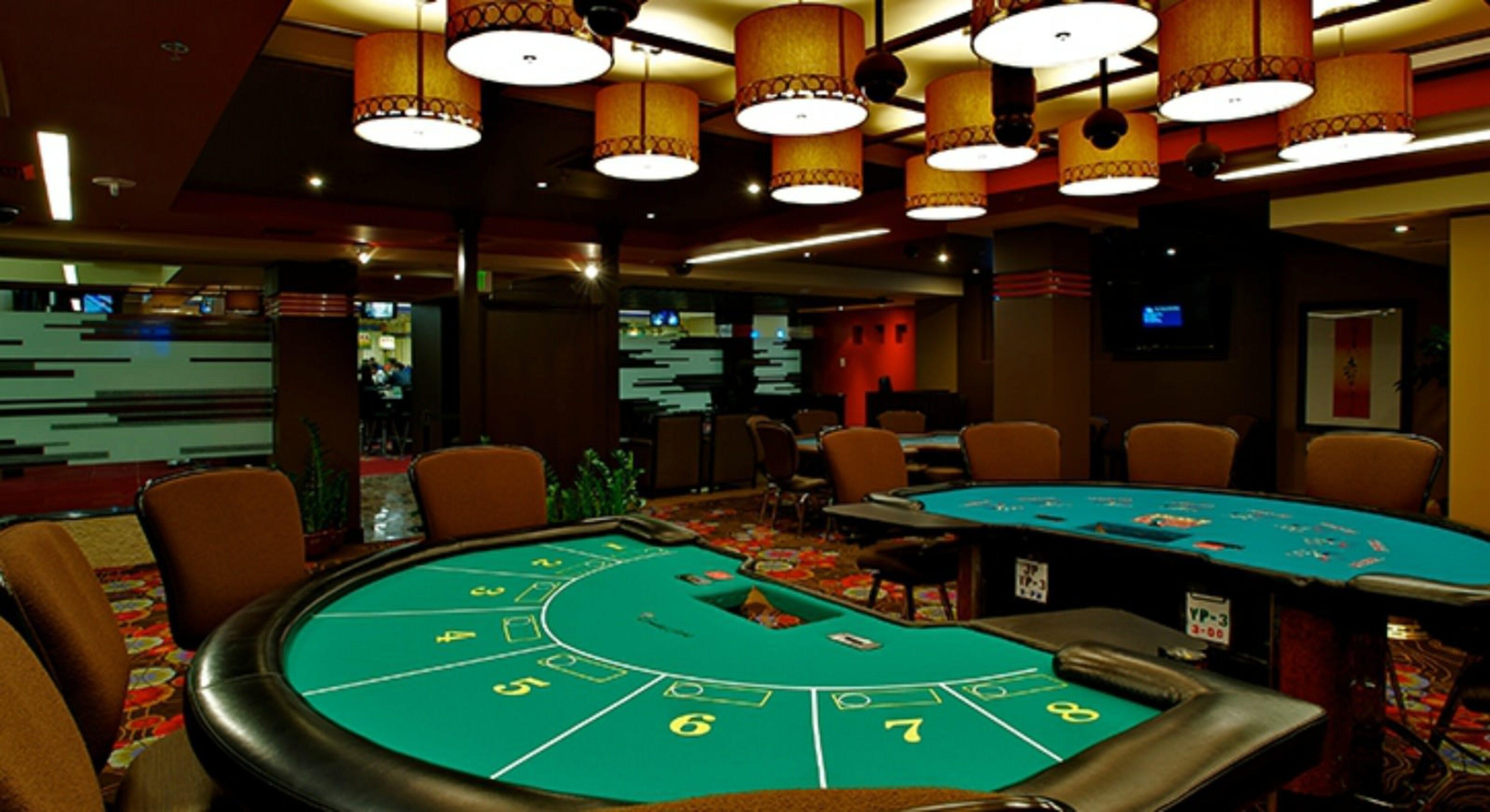 The Commerce Casino & Hotel Exterior photo